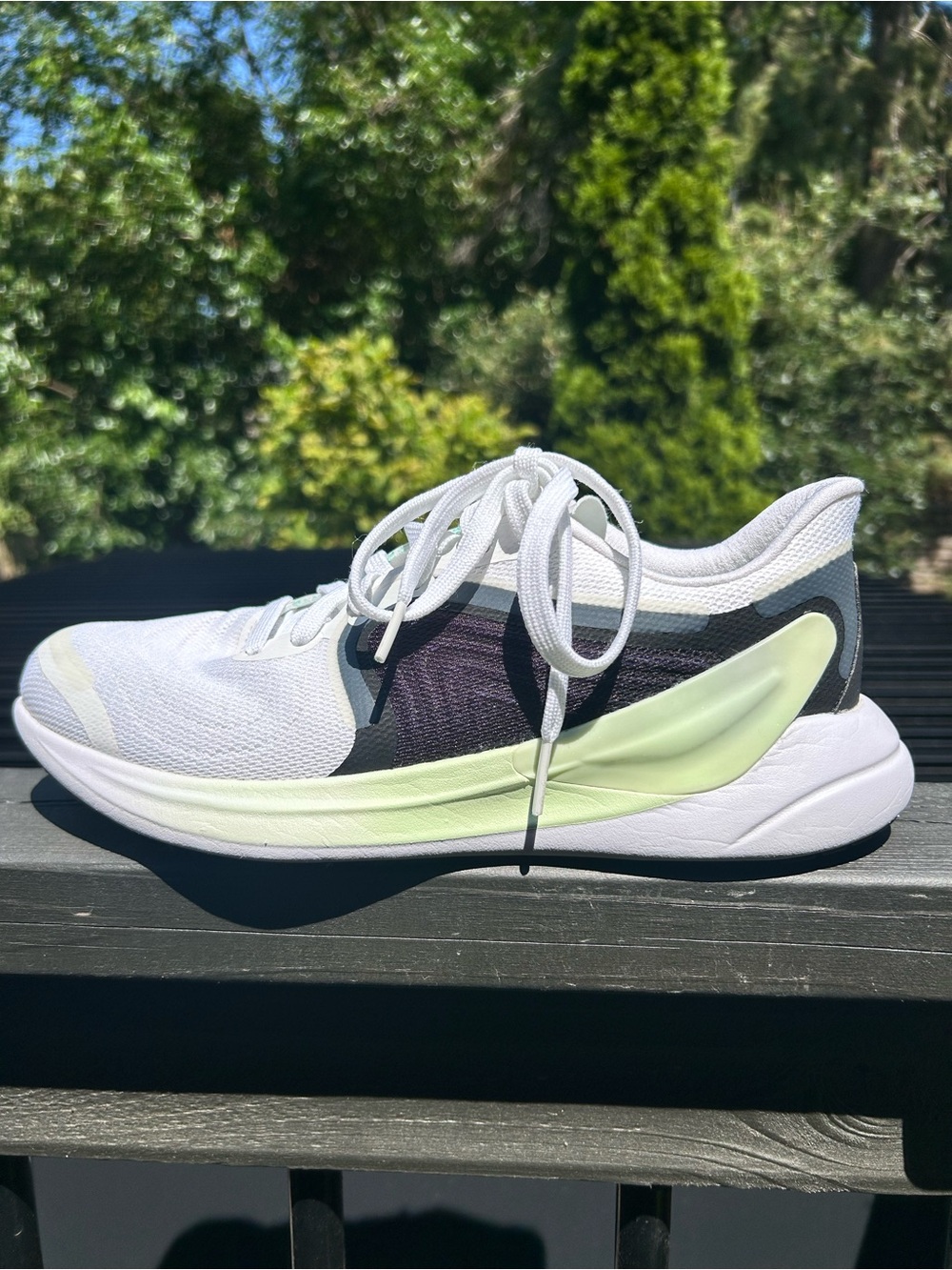 Lululemon Woman’s Size 9 Blissfeel 2 Running Shoe - BRAND NEW out of box